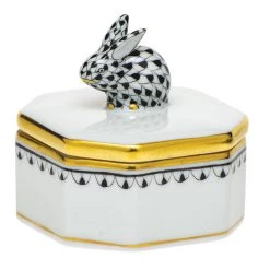 Herend Petite Octagonal Box With Bunny Finial -Collectibles Sales Store unnamed file 1070