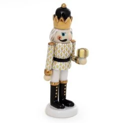 Herend Nutcracker With Gift 16 Herend Nutcracker With Gift -Collectibles Sales Store unnamed file 2402