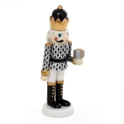 Herend Nutcracker With Gift 17 Herend Nutcracker With Gift -Collectibles Sales Store unnamed file 2403