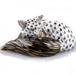 Herend Sleeping Fox -Collectibles Sales Store unnamed file 3696