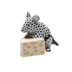 Herend Mouse With Cheese -Collectibles Sales Store unnamed file 3745