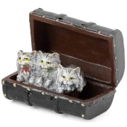 Scully & Scully Austrian Bronze Three Cats In Old Suitcase